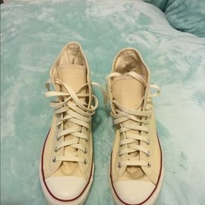 BRAND NEW!! it’s men size!